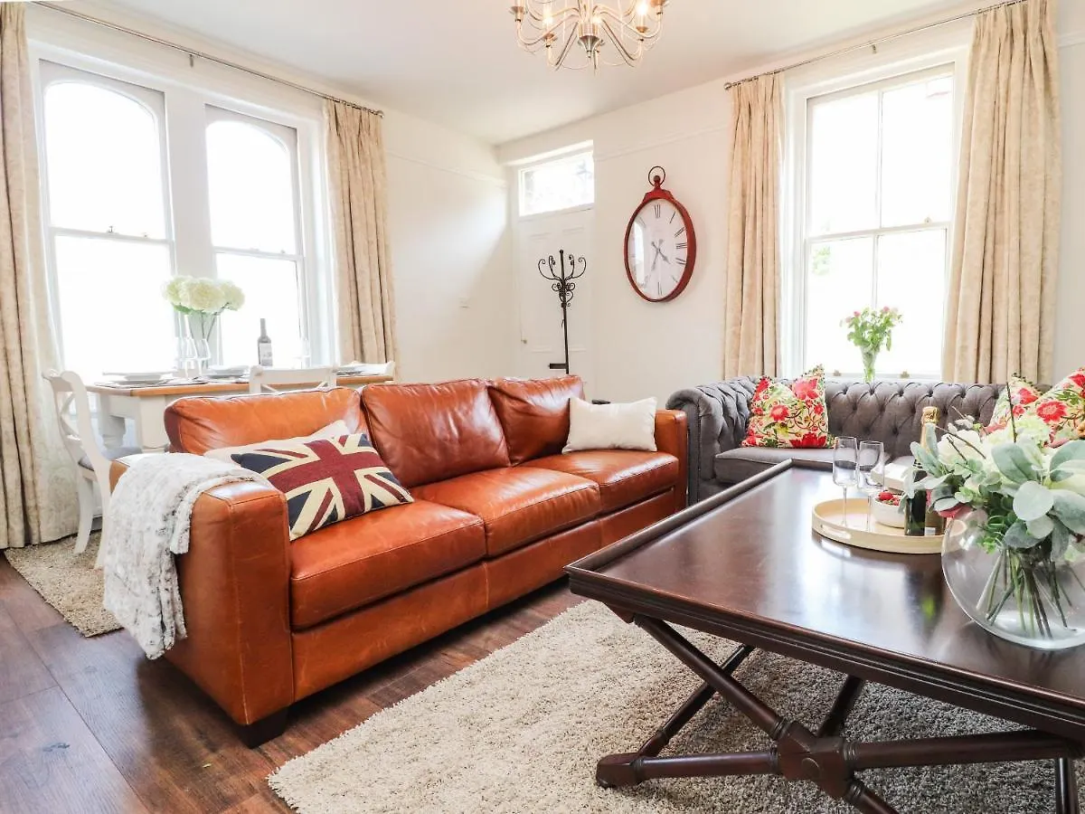 No 19, Haworth Vila Keighley